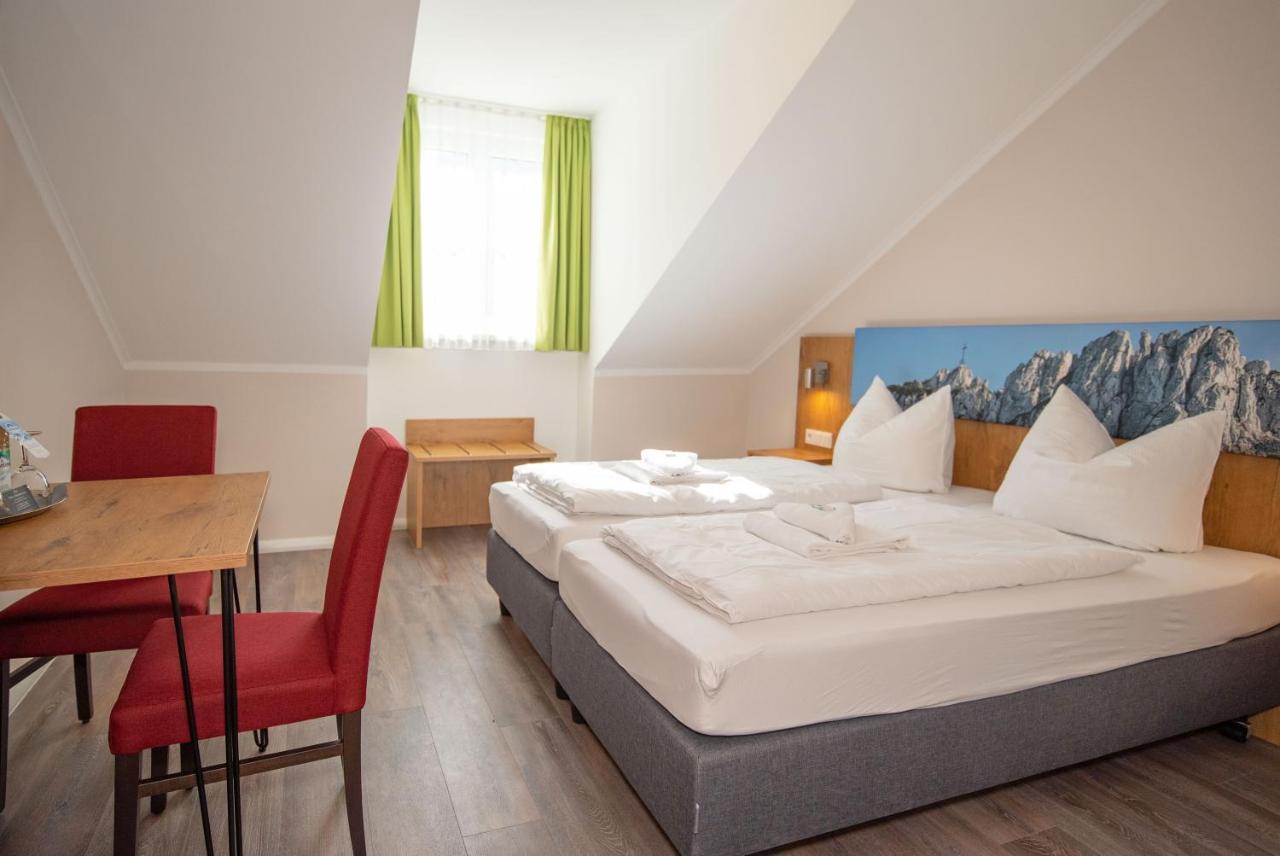 Hotel Hohenaschau Ашау-ім-Кімгау Екстер'єр фото