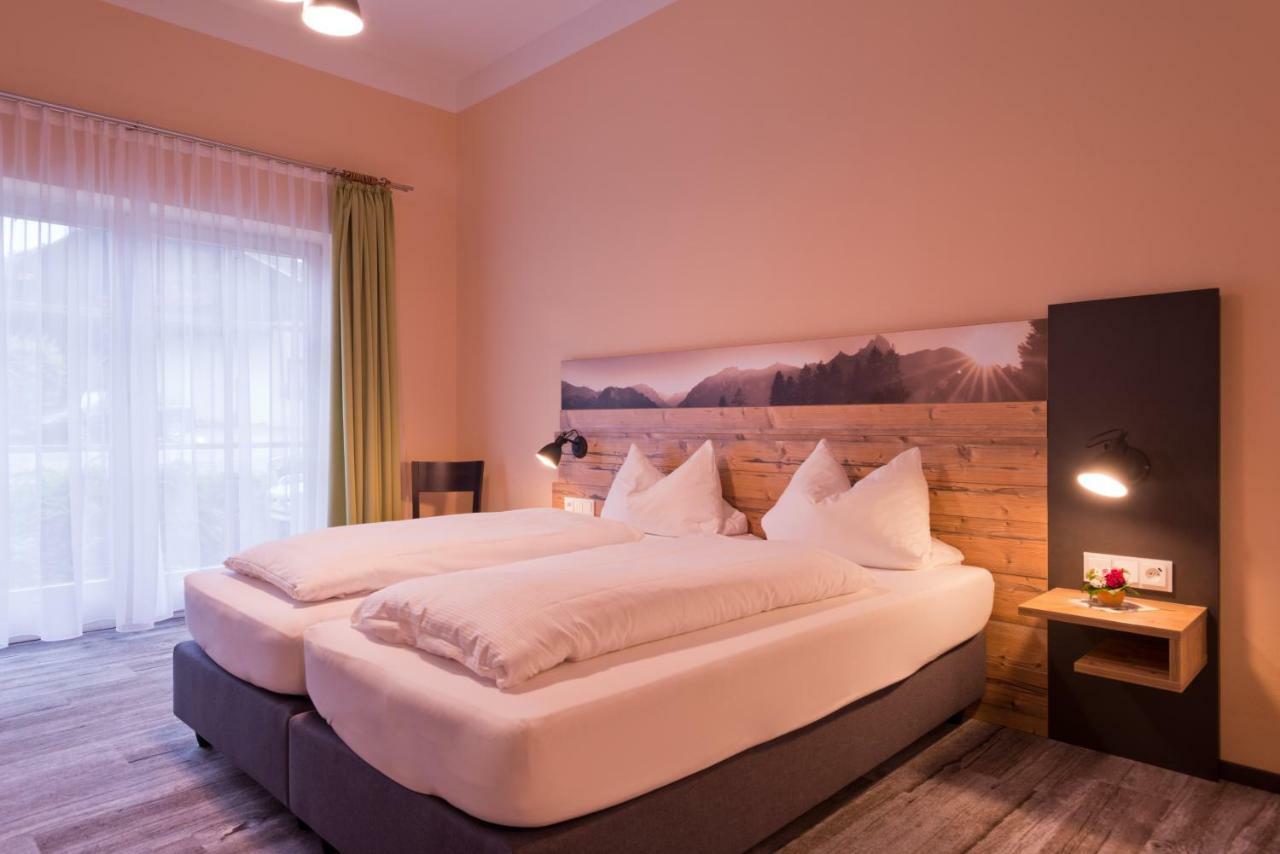 Hotel Hohenaschau Ашау-ім-Кімгау Екстер'єр фото